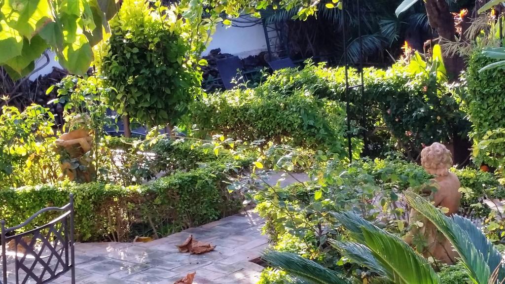 La Francesa Suites مالقة المظهر الخارجي الصورة